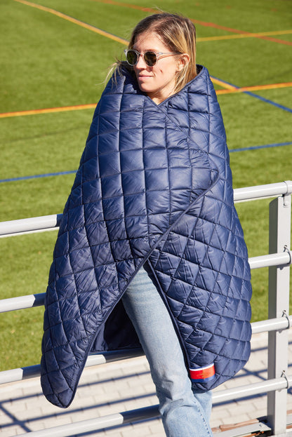Waterproof Puffer Blanket With Pockets