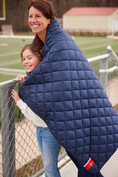 Waterproof Puffer Blanket With Pockets
