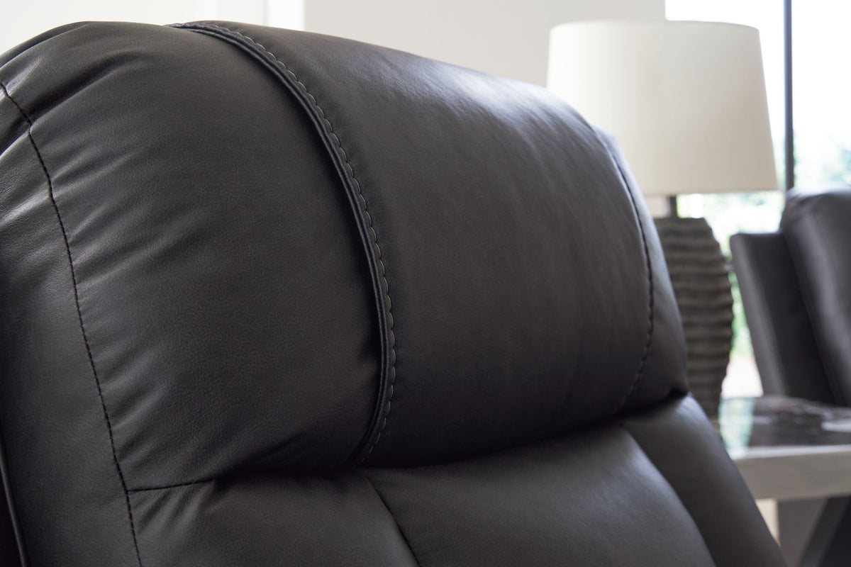 Comfortable Mackmenville Reclining Sofa