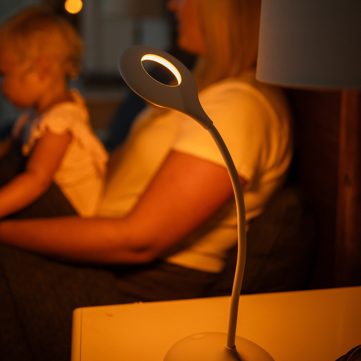 Circadian-Friendly Table Lamp