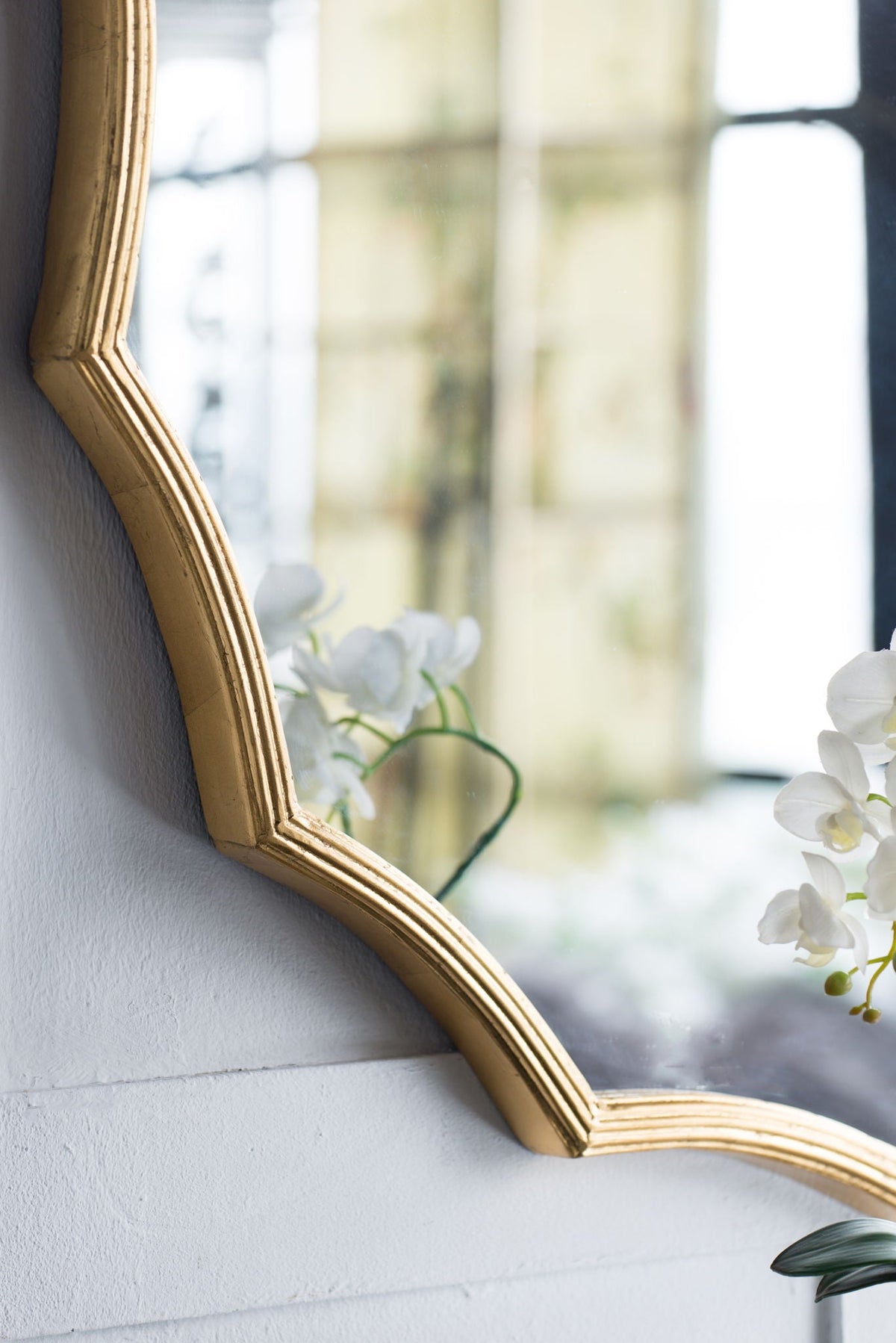 Round Sunburst Wall Mirror