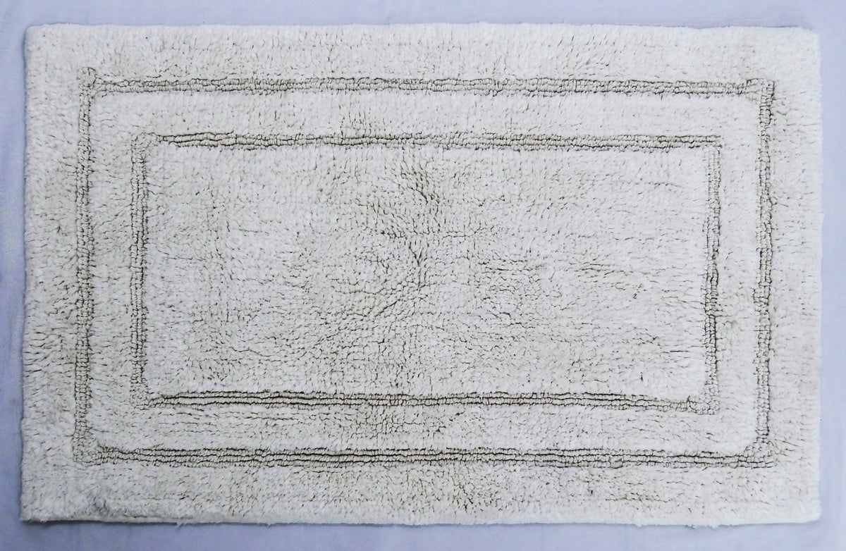 Soft Neutral Ivory Plain Bath Rug 20x32