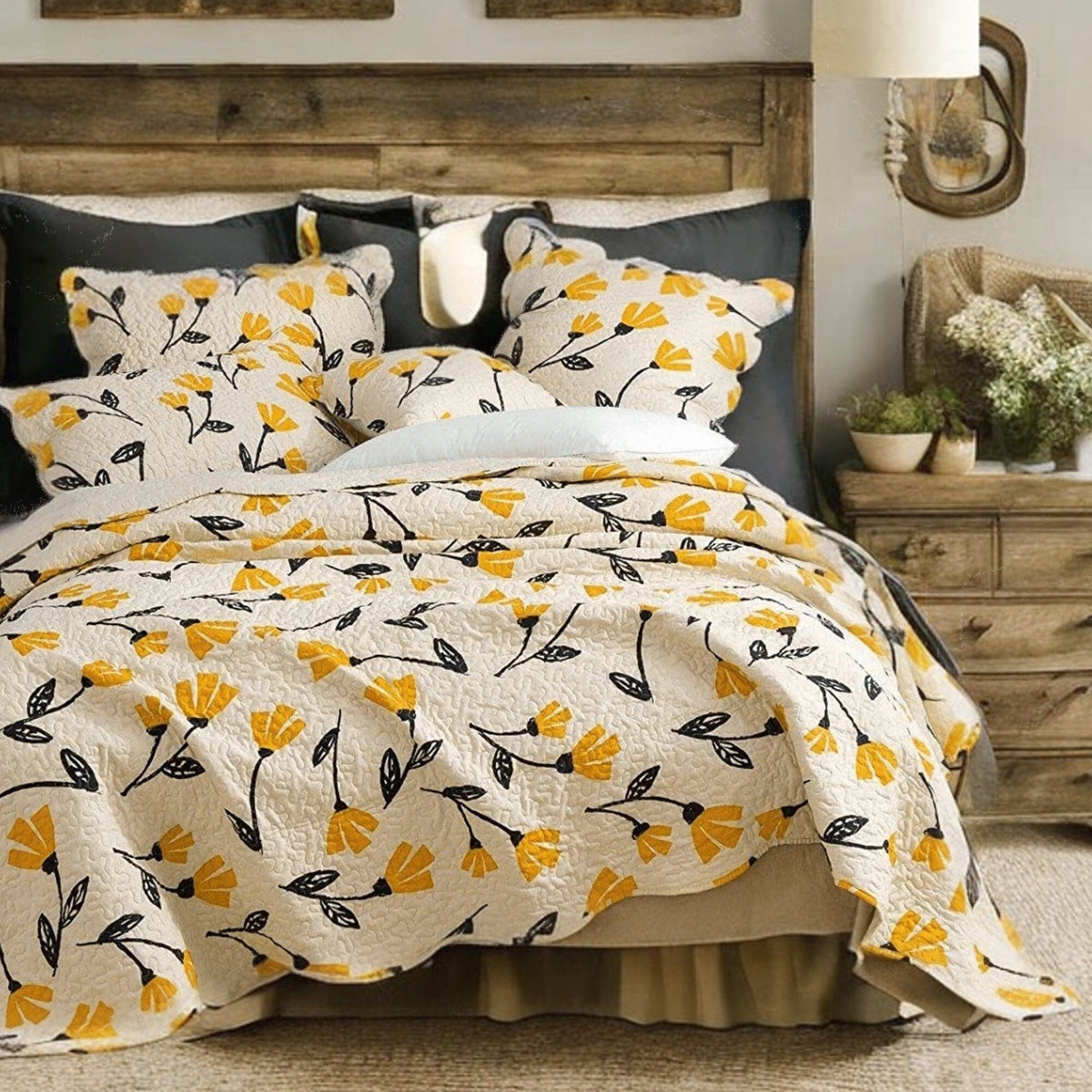 DaDa Yellow Fleur Floral Quilt Set