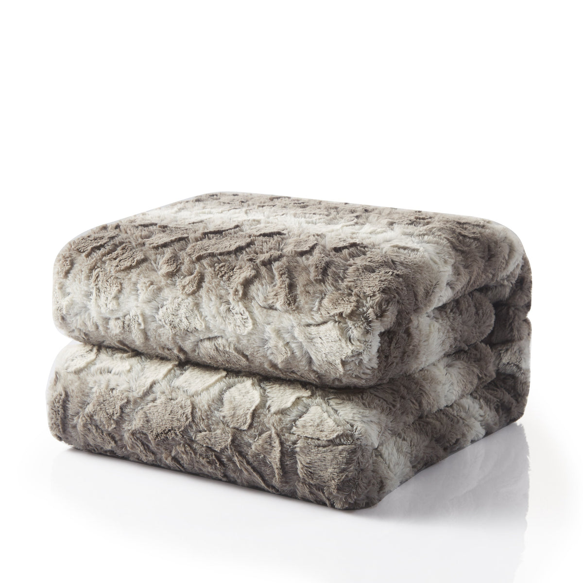 Tache Silver Snow Giraffe Faux Fur Throw Blanket
