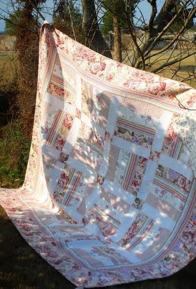DaDa Bedding Floral Patchwork Quilt Set
